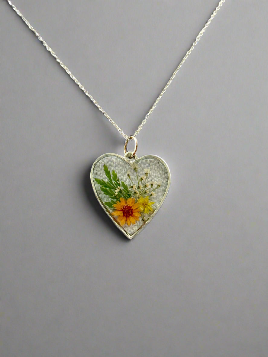Resin Art Heart Shaped Necklace With Real Flowers
